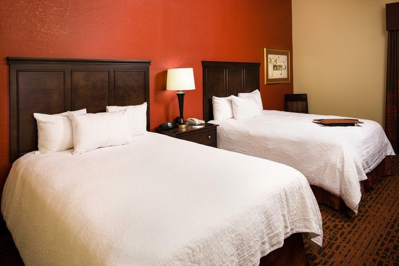 Hampton Inn Columbia Bagian luar foto