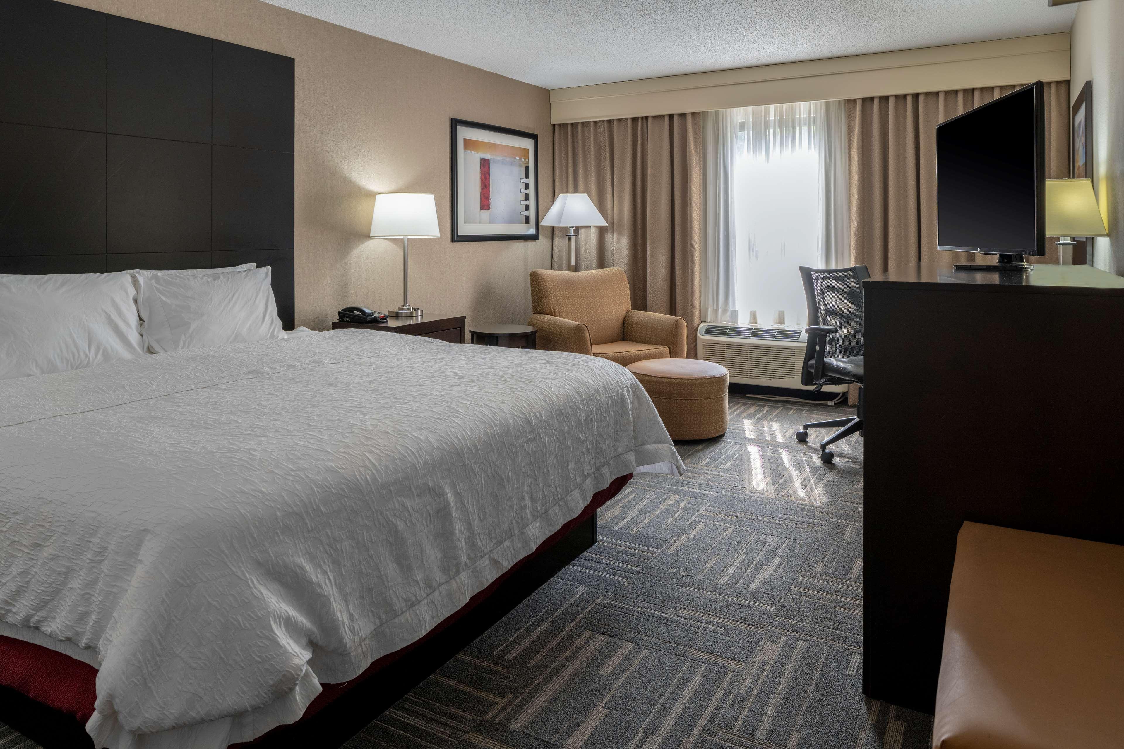 Hampton Inn Columbia Bagian luar foto