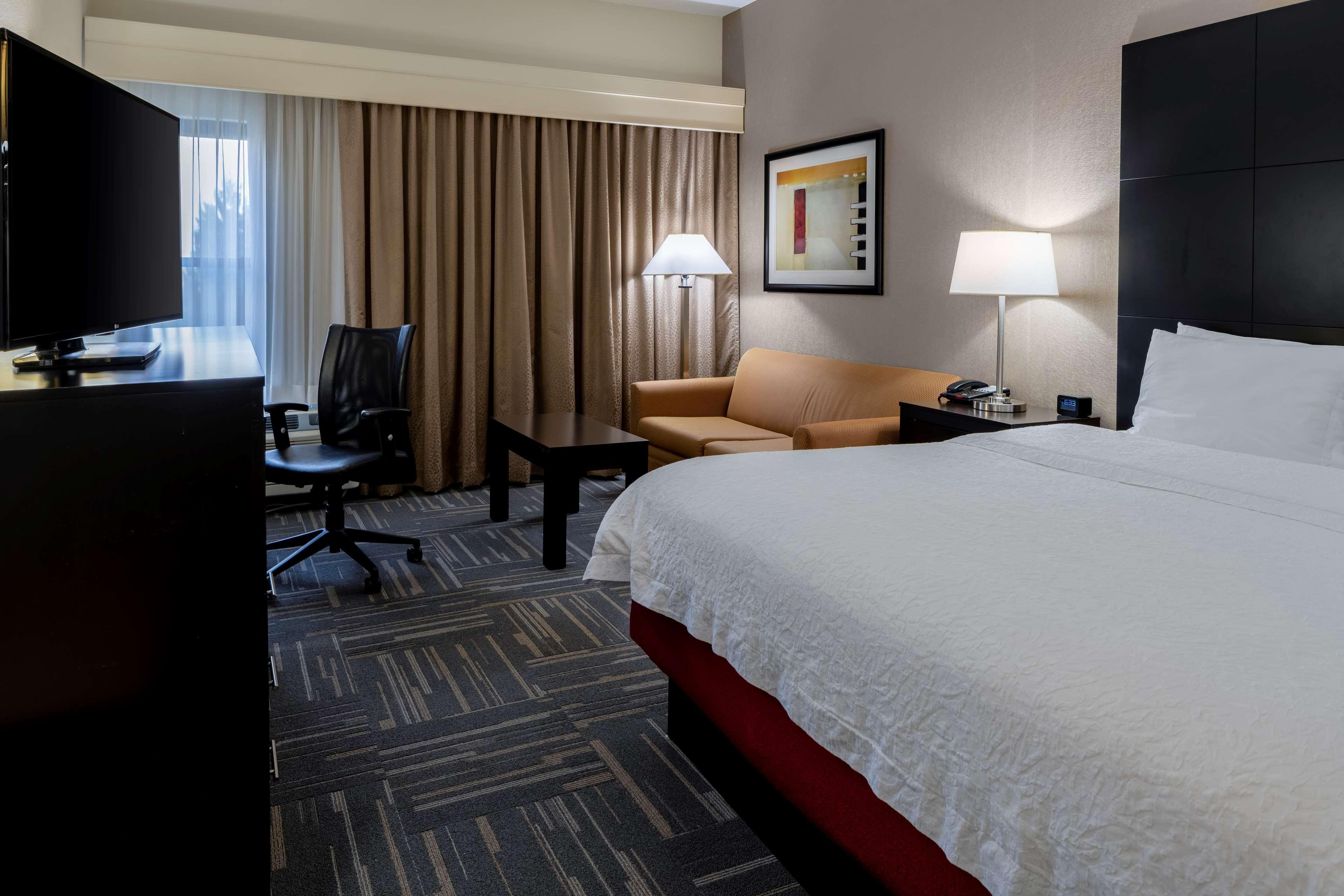 Hampton Inn Columbia Bagian luar foto