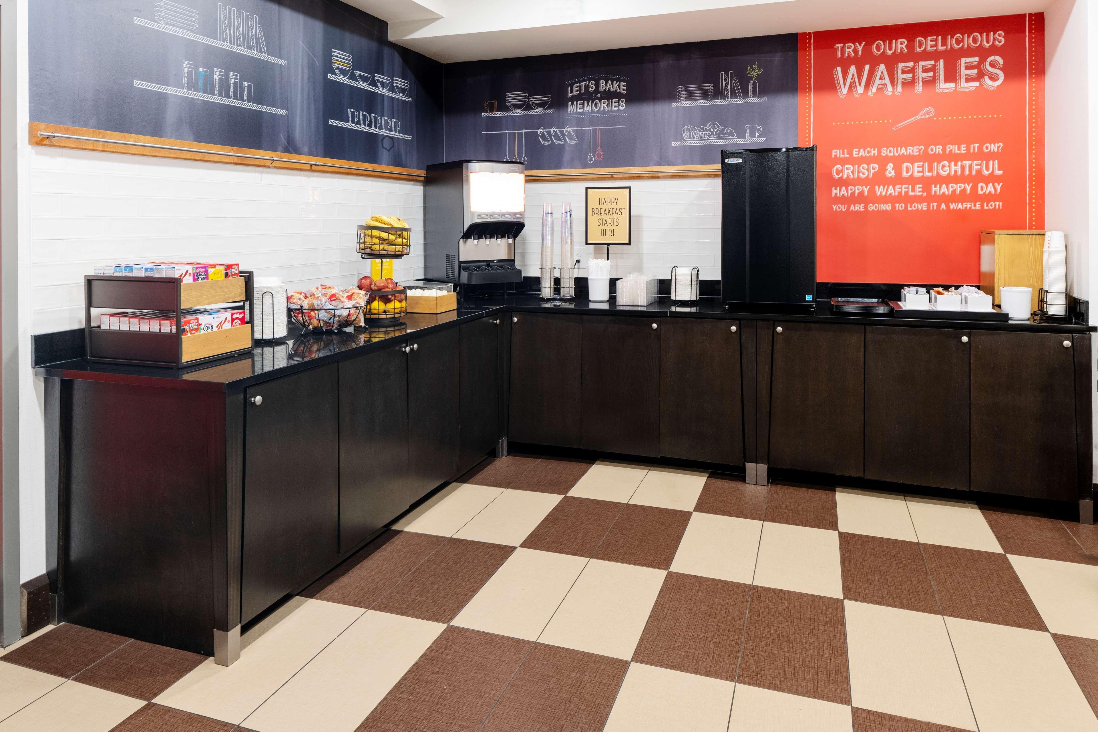 Hampton Inn Columbia Bagian luar foto