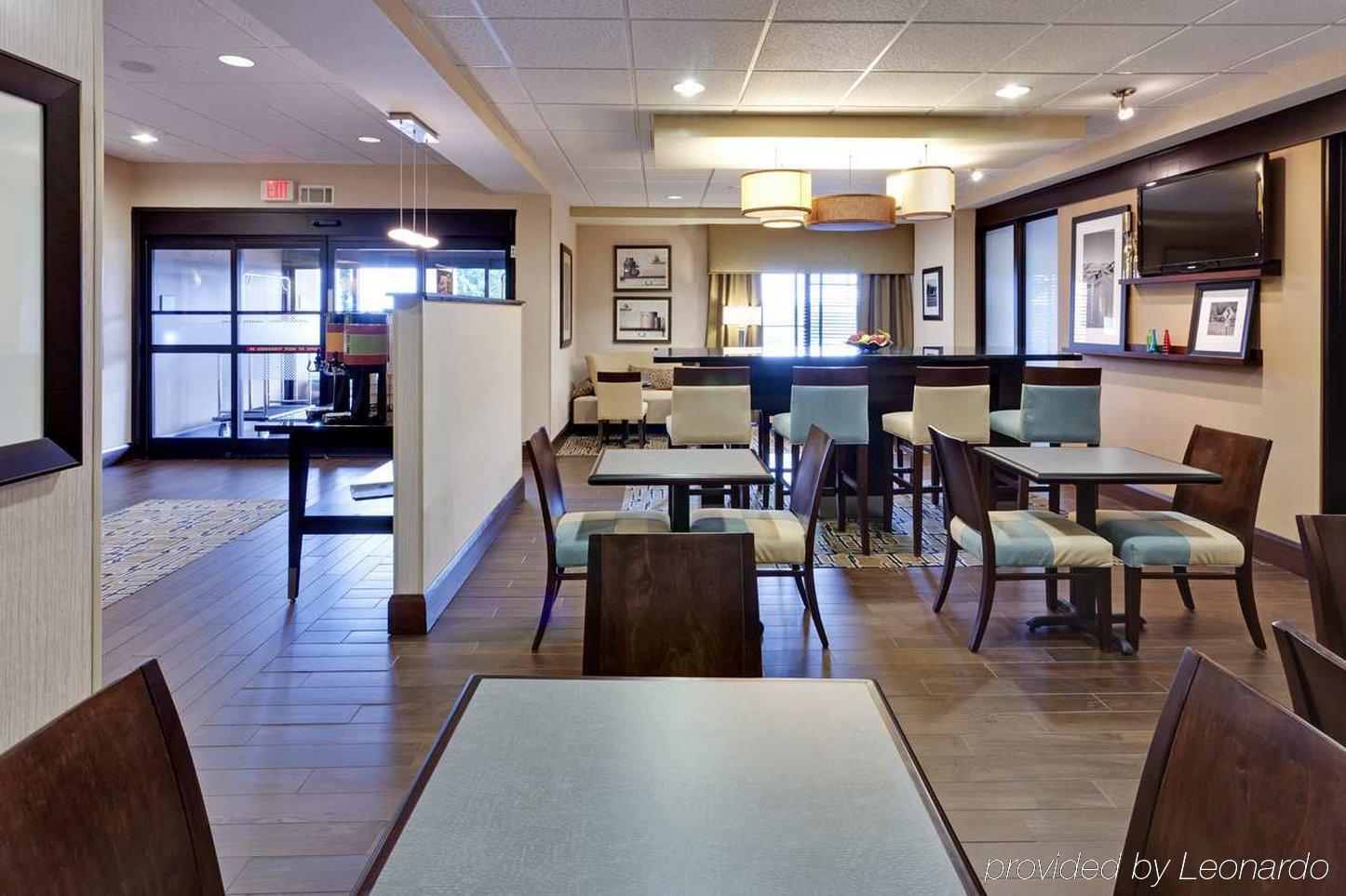 Hampton Inn Columbia Bagian luar foto