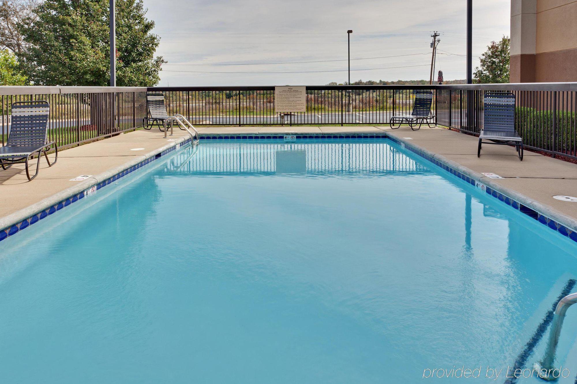 Hampton Inn Columbia Bagian luar foto